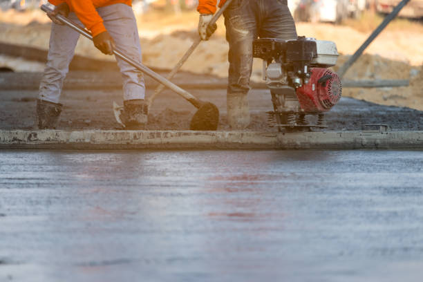 Best Concrete Pool Decks in Shoemakersville, PA